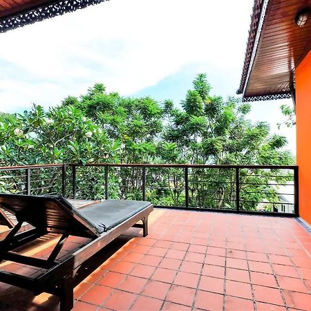 Oyo 626 The Chalet Phuket Resort Panwa Beach Exterior foto